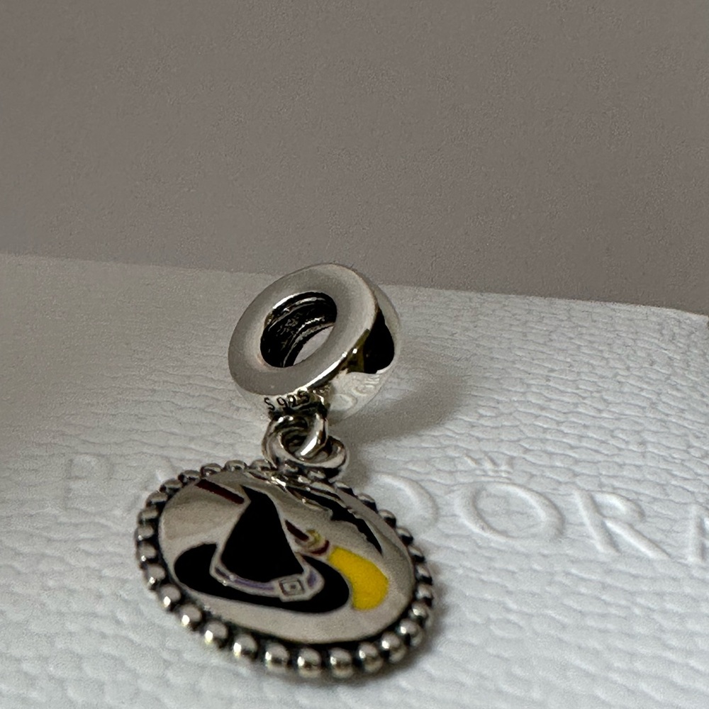 Authentic Pandora Witch Halloween Dangle 925 Ale Silver Charm #49 - Picture 3 of 6